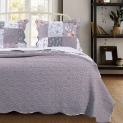 Giulia Quilt & Sham Set Gray/White - Greenland Home Fashions