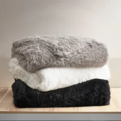 Leena Shaggy Faux Fur Weighted Blanket - Beautyrest 16 Leena Shaggy Faux Fur Weighted Blanket - Beautyrest -Bedding Sale Store GUEST 5578dcf0 9957 4158 86a3 3d83a05efda5