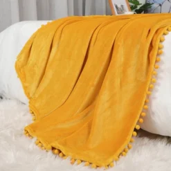 1 Pc Polyester Luxury Flannel With Pompom Fringe Bed Blankets - PiccoCasa
