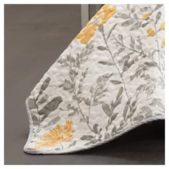 3pc Aprile Reversible Quilt Set - Lush Décor -Bedding Sale Store GUEST 77307f48 0b5b 4d0c 8e25 7ab9138ac162