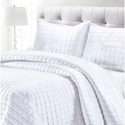 Florence Velvet Oversized Quilt Set - Tribeca Living 2 Florence Velvet Oversized Quilt Set - Tribeca Living - Image 2