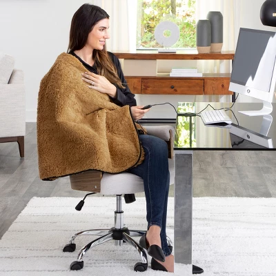 Heated Blanket 2-Pack - USB-Powered Fleece Throw Blankets For Travel, Home, Office, Or Camping - Winter Car Accessories By Stalwart (Brown) 6 Heated Blanket 2-Pack - USB-Powered Fleece Throw Blankets For Travel, Home, Office, Or Camping - Winter Car Accessories By Stalwart (Brown) - Image 6