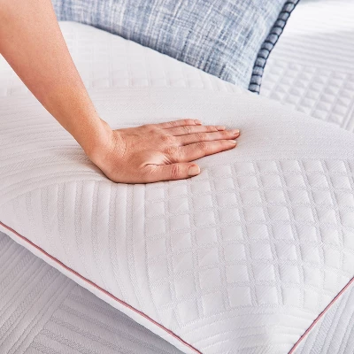 Cooling Gel Memory Foam Bed Pillow With Antimicrobial Cover - Nüe By Novaform 2 Cooling Gel Memory Foam Bed Pillow With Antimicrobial Cover - Nüe By Novaform - Image 2