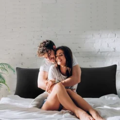 PiccoCasa Brushed Pillowcases With Roll Rim Zipper Closure 2Pcs -Bedding Sale Store GUEST cdead3b8 ab40 406b 9855 8d8d7c264a87